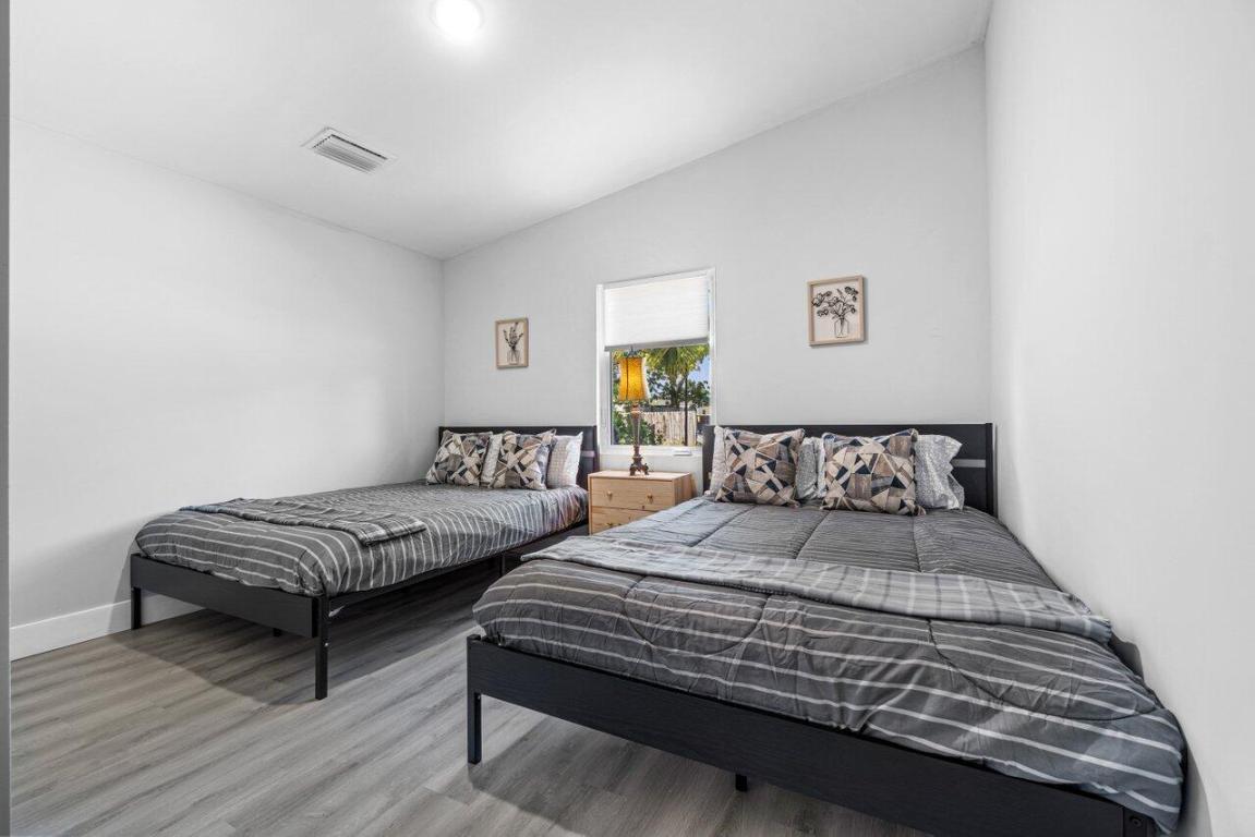 SUNDY & TENBROOK - Residential