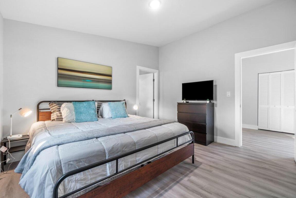 SUNDY & TENBROOK - Residential