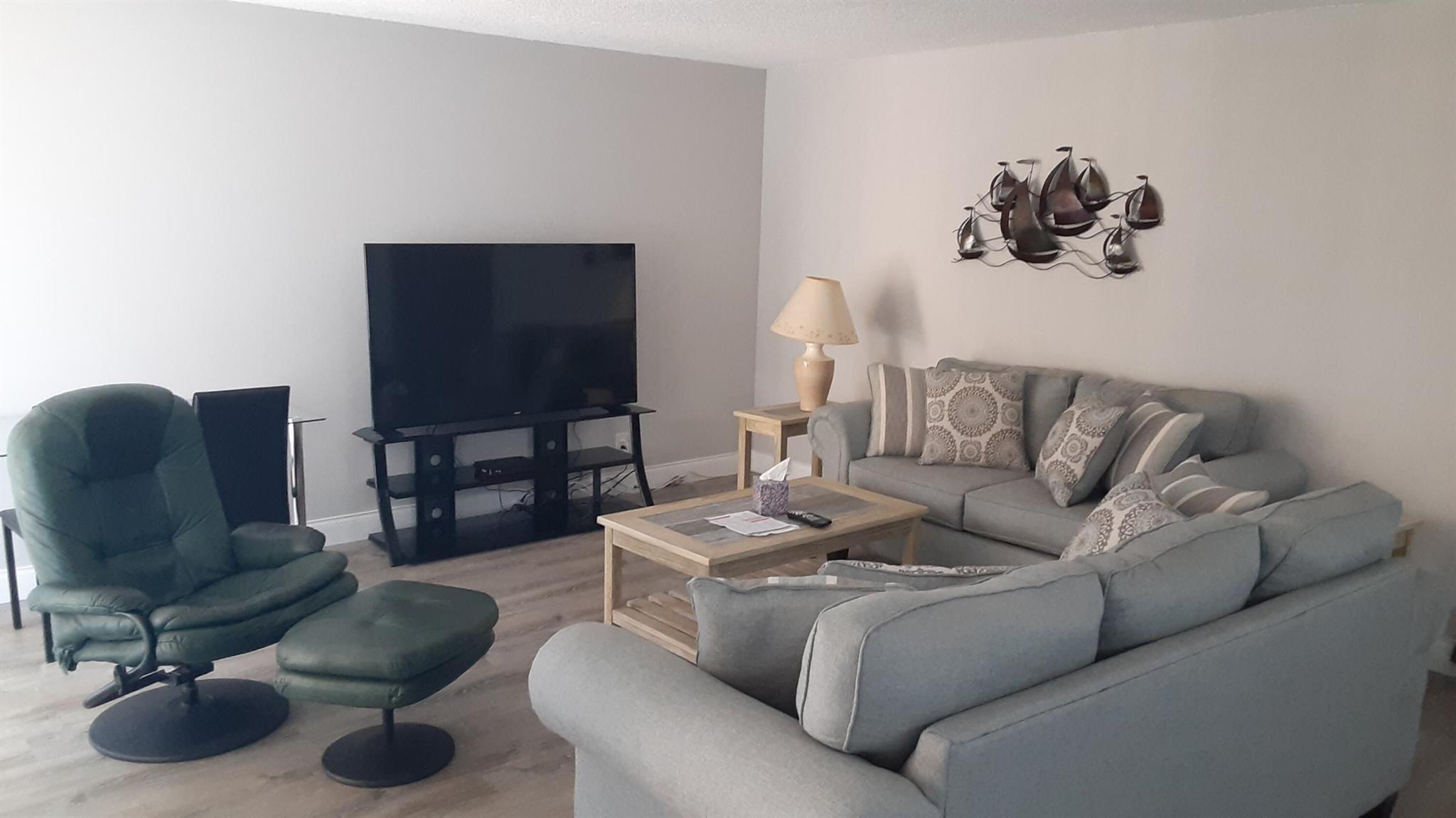 2255 Lindell Boulevard 4410