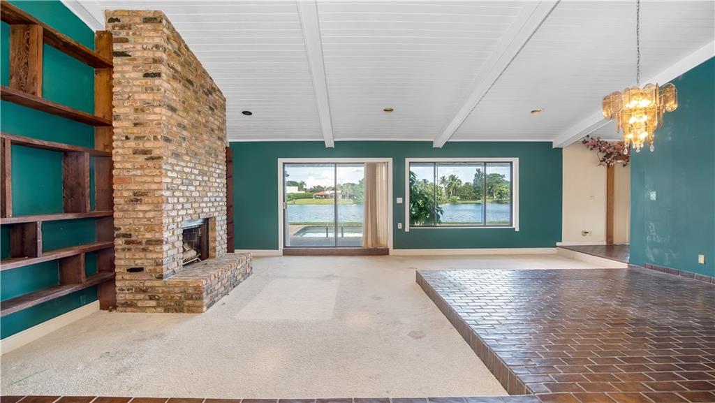 Davide Isles 83-2 B - Residential