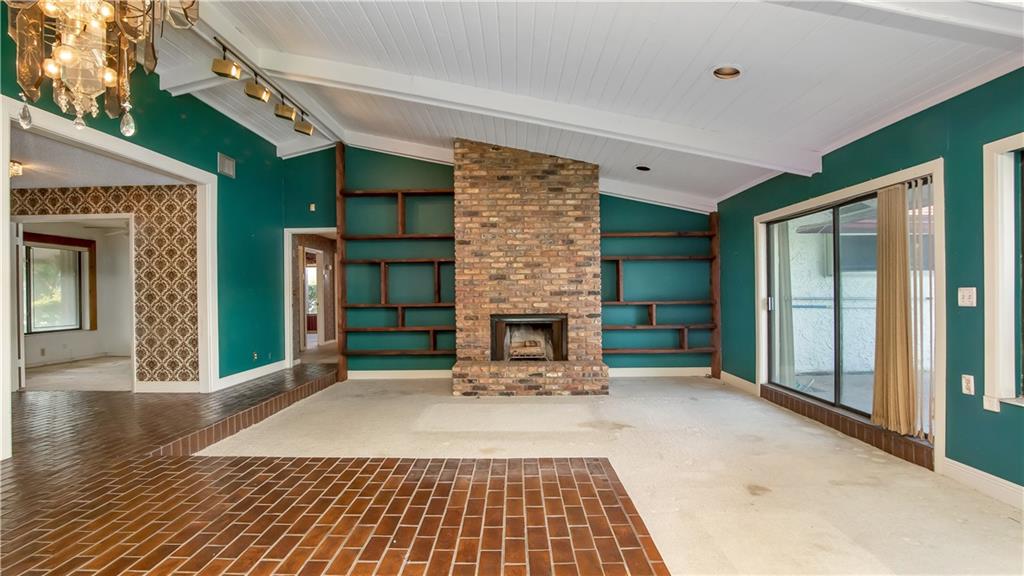 Davide Isles 83-2 B - Residential