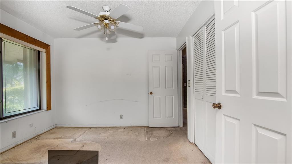 Davide Isles 83-2 B - Residential