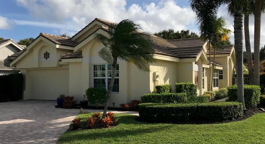 Photo of 3820 Shearwater Drive, Jupiter, FL 33477 (MLS # R10691420)