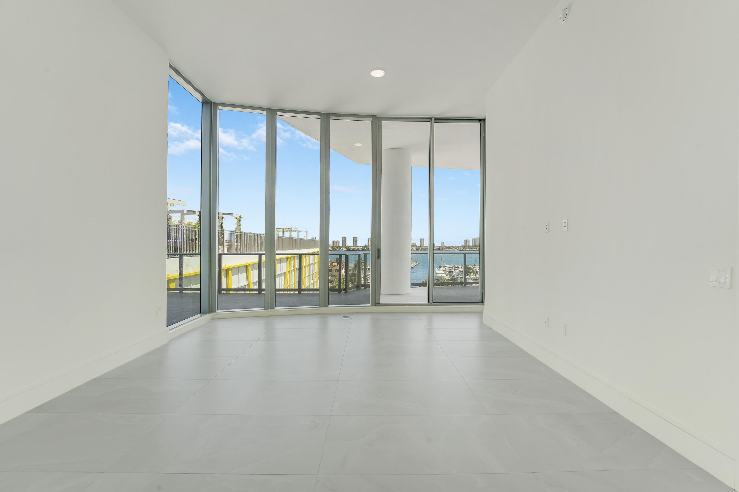 NAUTILUS 220 CONDO - Residential Lease