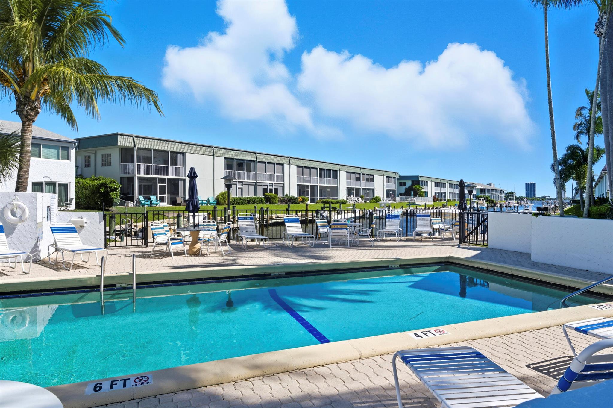 CASTLEWOOD TOWN VILLAS CO - Residential