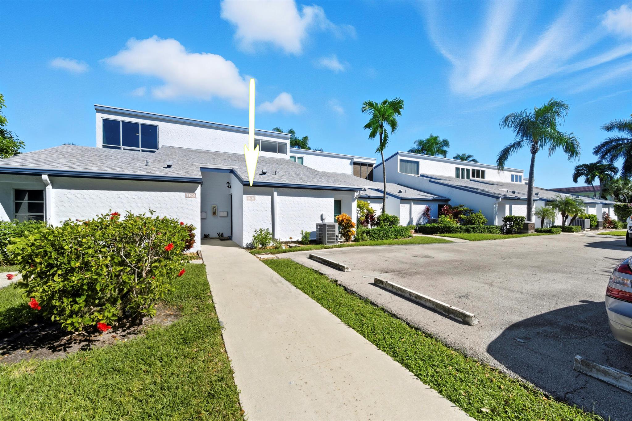 CASTLEWOOD TOWN VILLAS CO - Residential