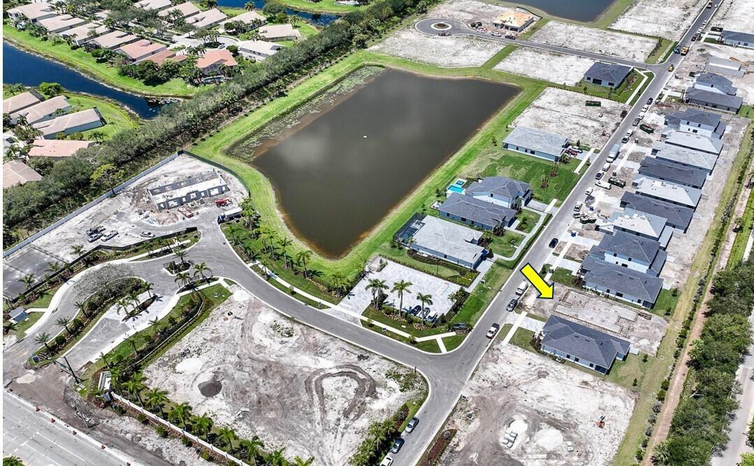 9133 Cape Honey Bee Lane Prestige 9