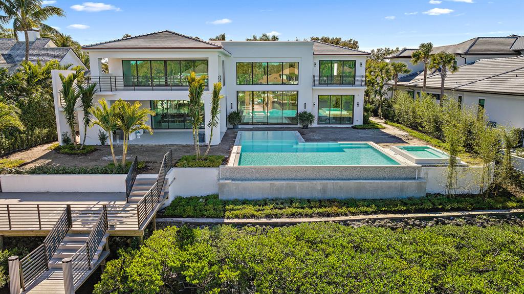 Admirals Cove - Residential