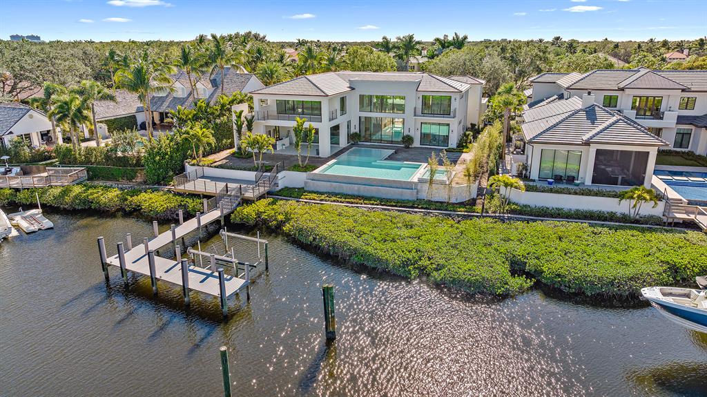 Admirals Cove - Residential