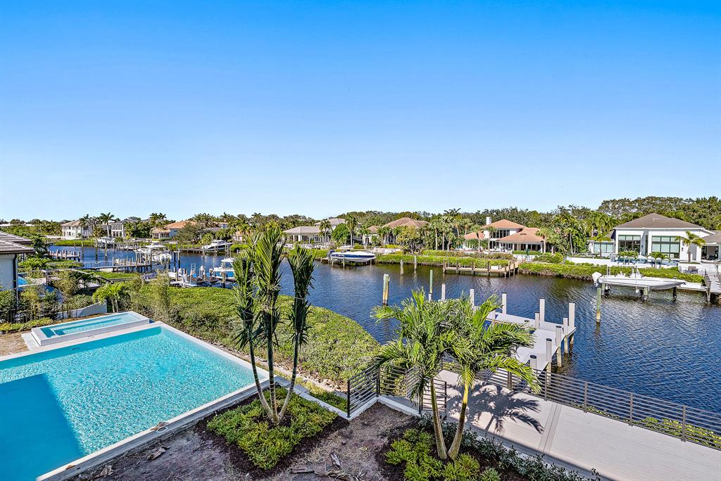 Admirals Cove - Residential