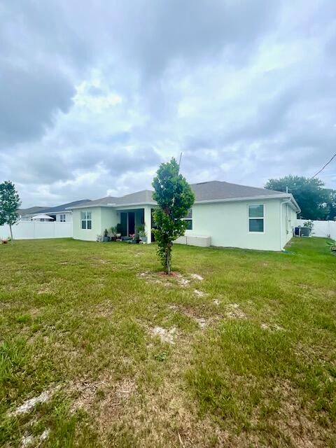 Tiny photo for 424 SW Ridgecrest Drive, Port Saint Lucie, FL 34953 (MLS # B26036973)