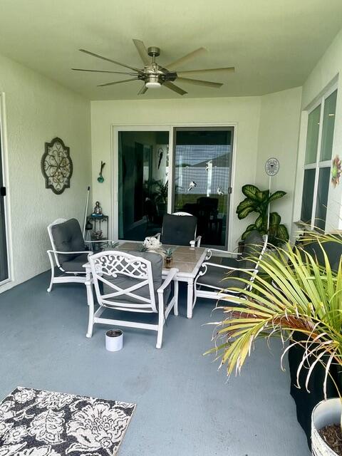 424 SW Ridgecrest Drive