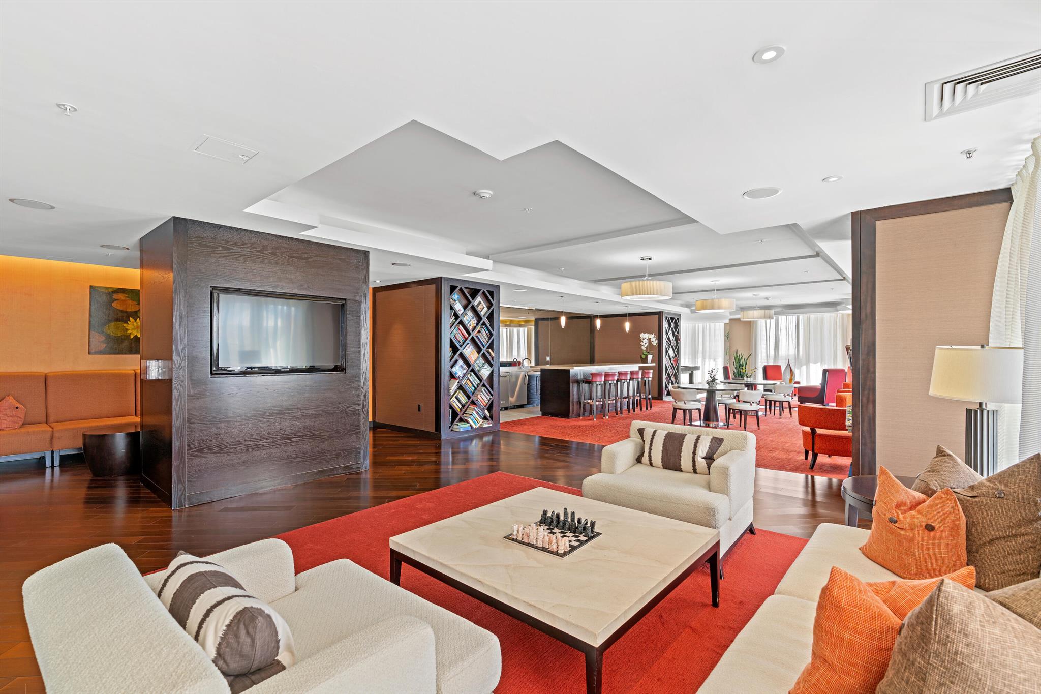 CITYPLACE SOUTH TOWER CON - Residential