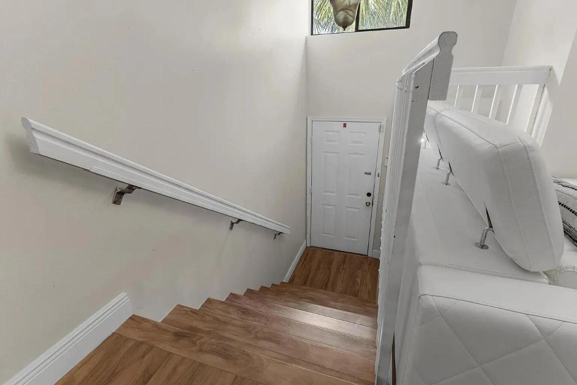 12 Via De Casas Sur 203