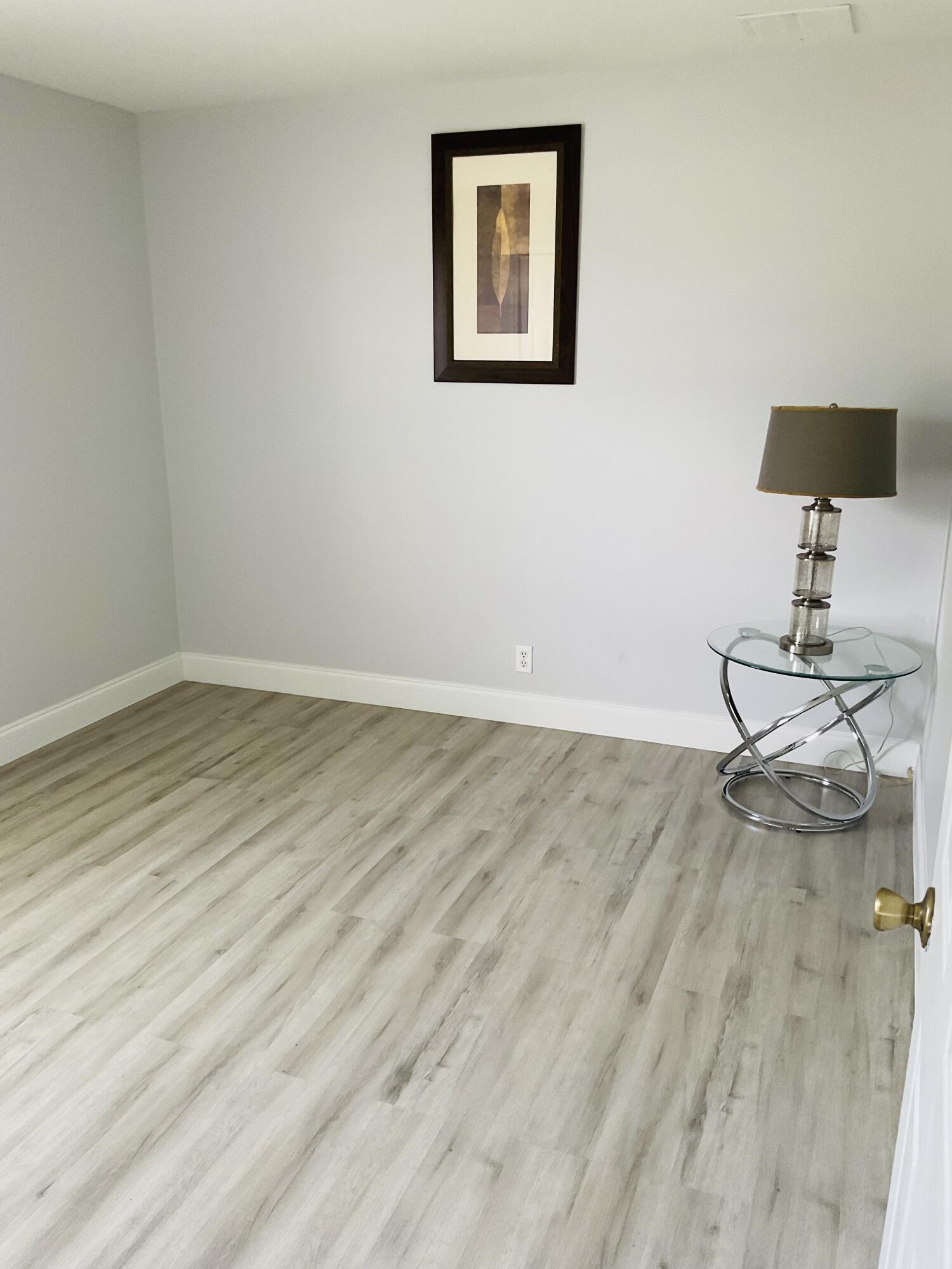PORT ST LUCIE SECTION 21 - Residential Lease