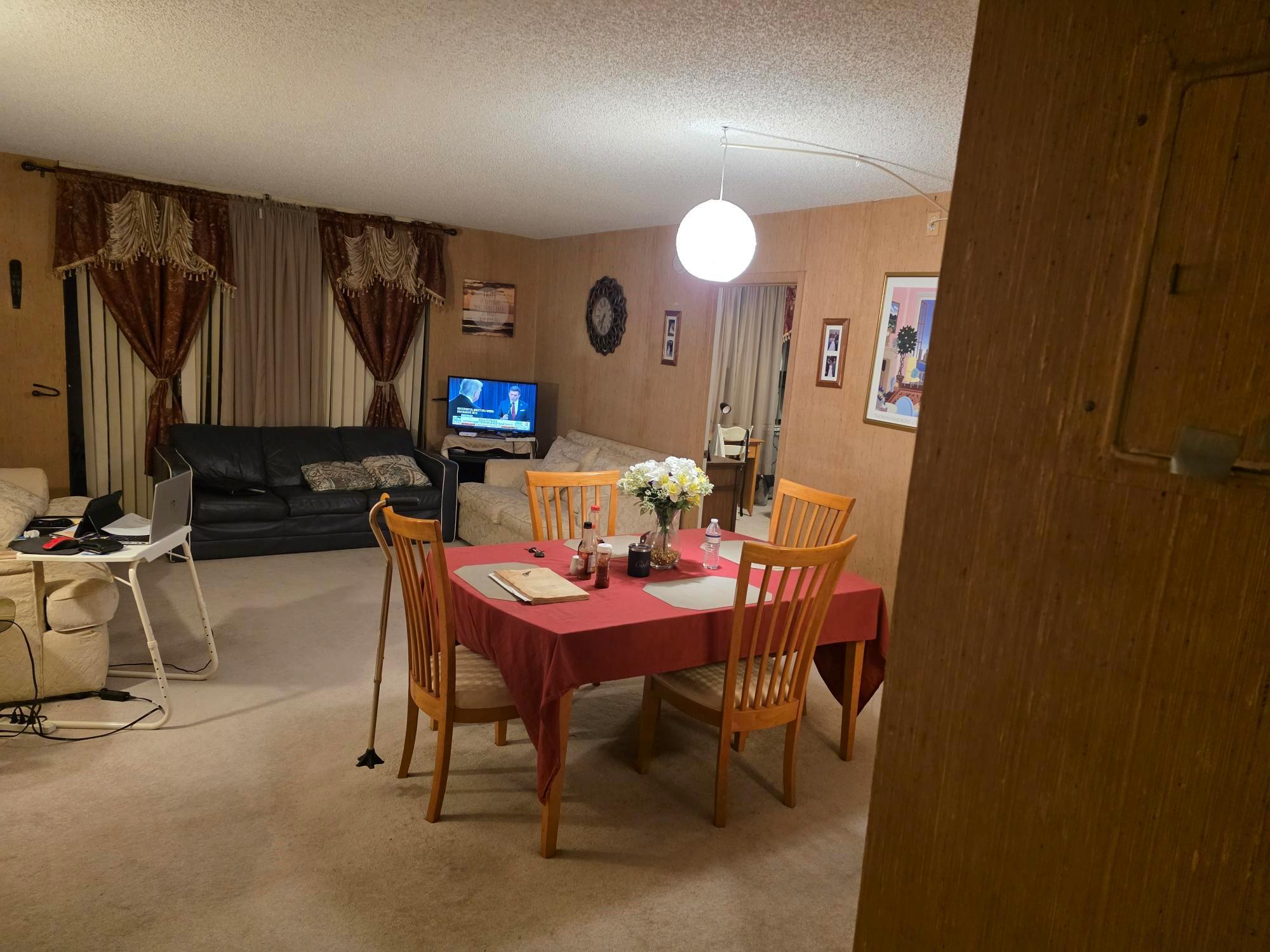 21 OF PALM SPRINGS 3 COND - Residential