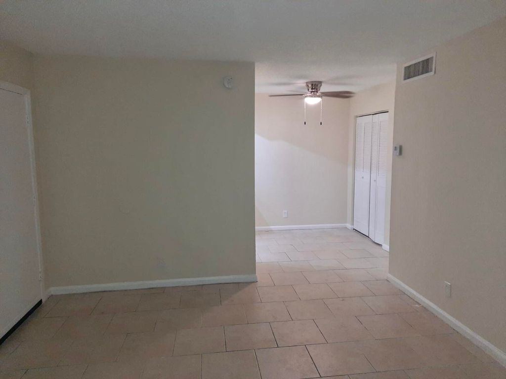 Photo of 1500 N Congress Avenue #B27, West Palm Beach, FL 33401 (MLS # R10960601)