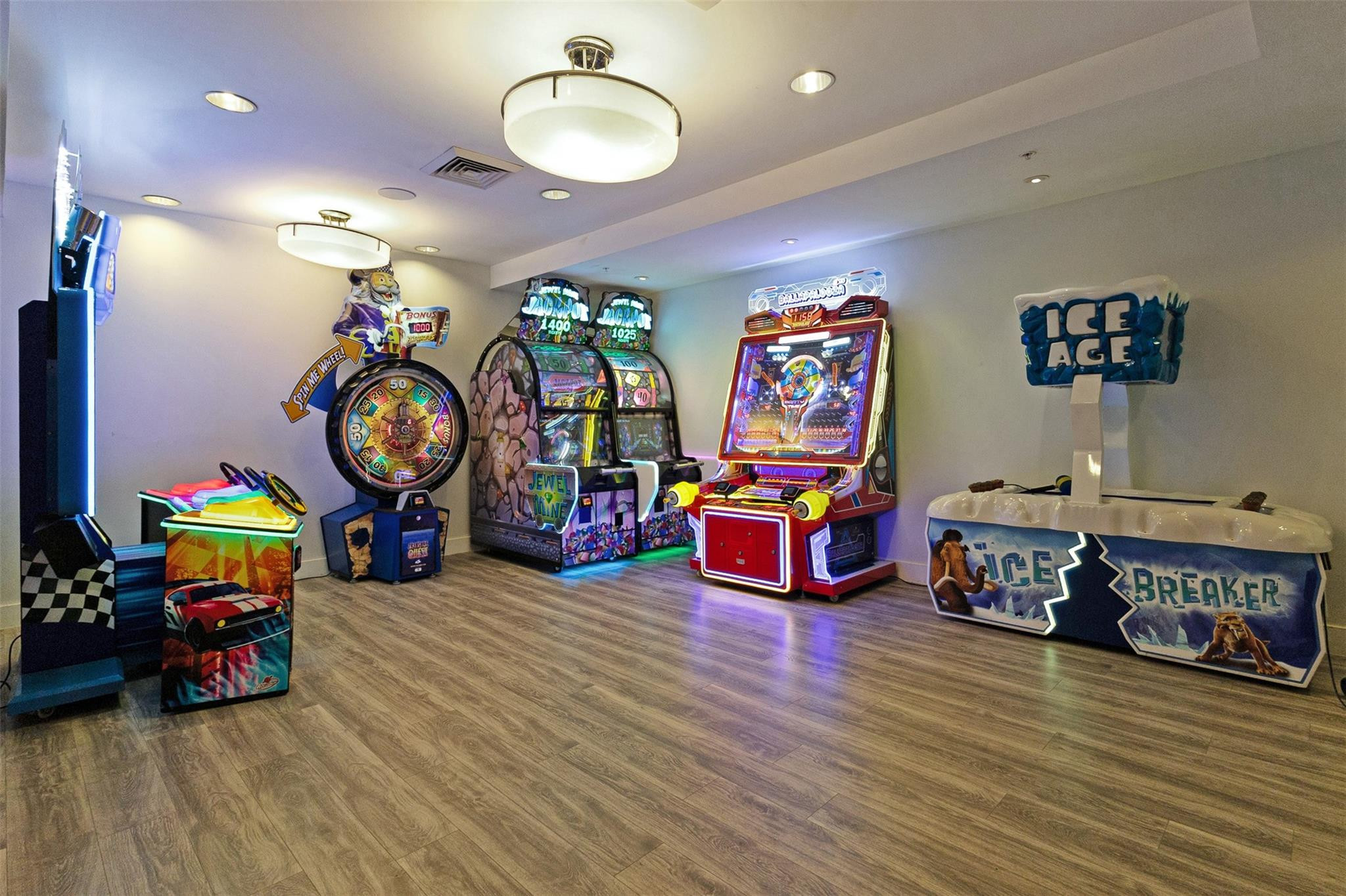 Trump International Beach - Residential