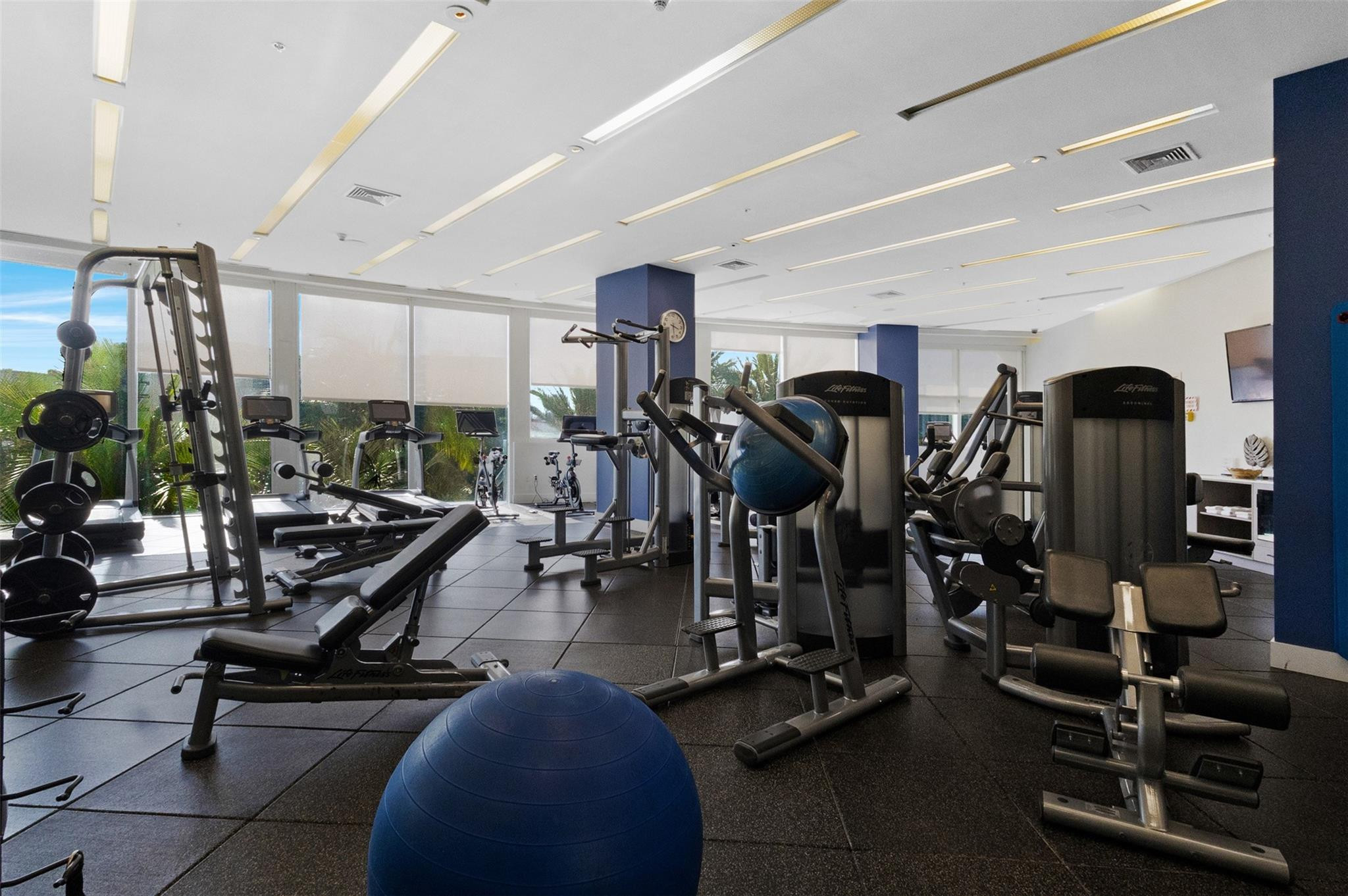 Trump International Beach - Residential