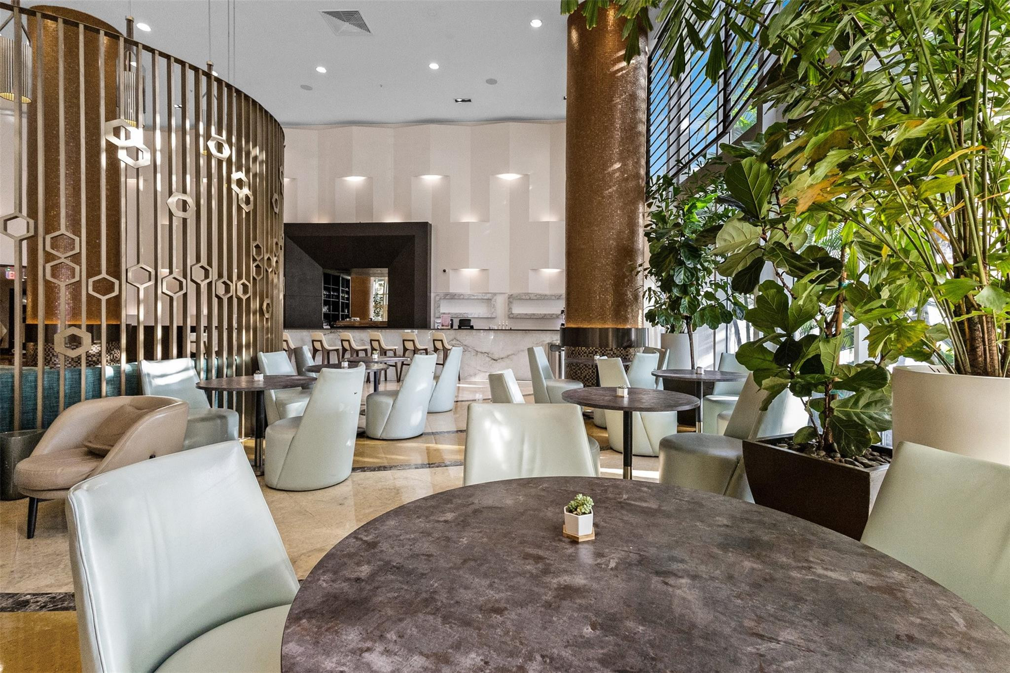 Trump International Beach - Residential