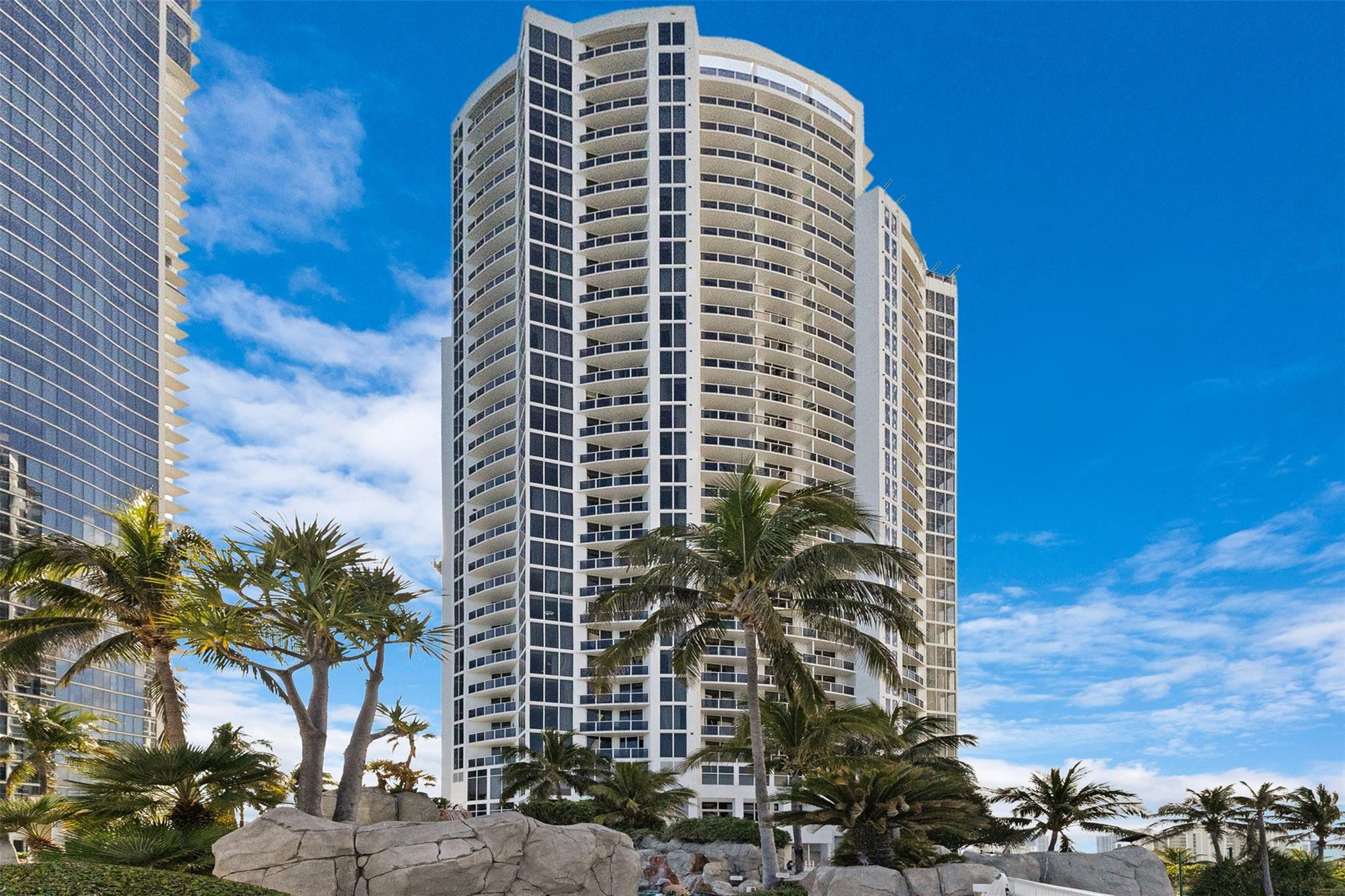 Trump International Beach - Residential