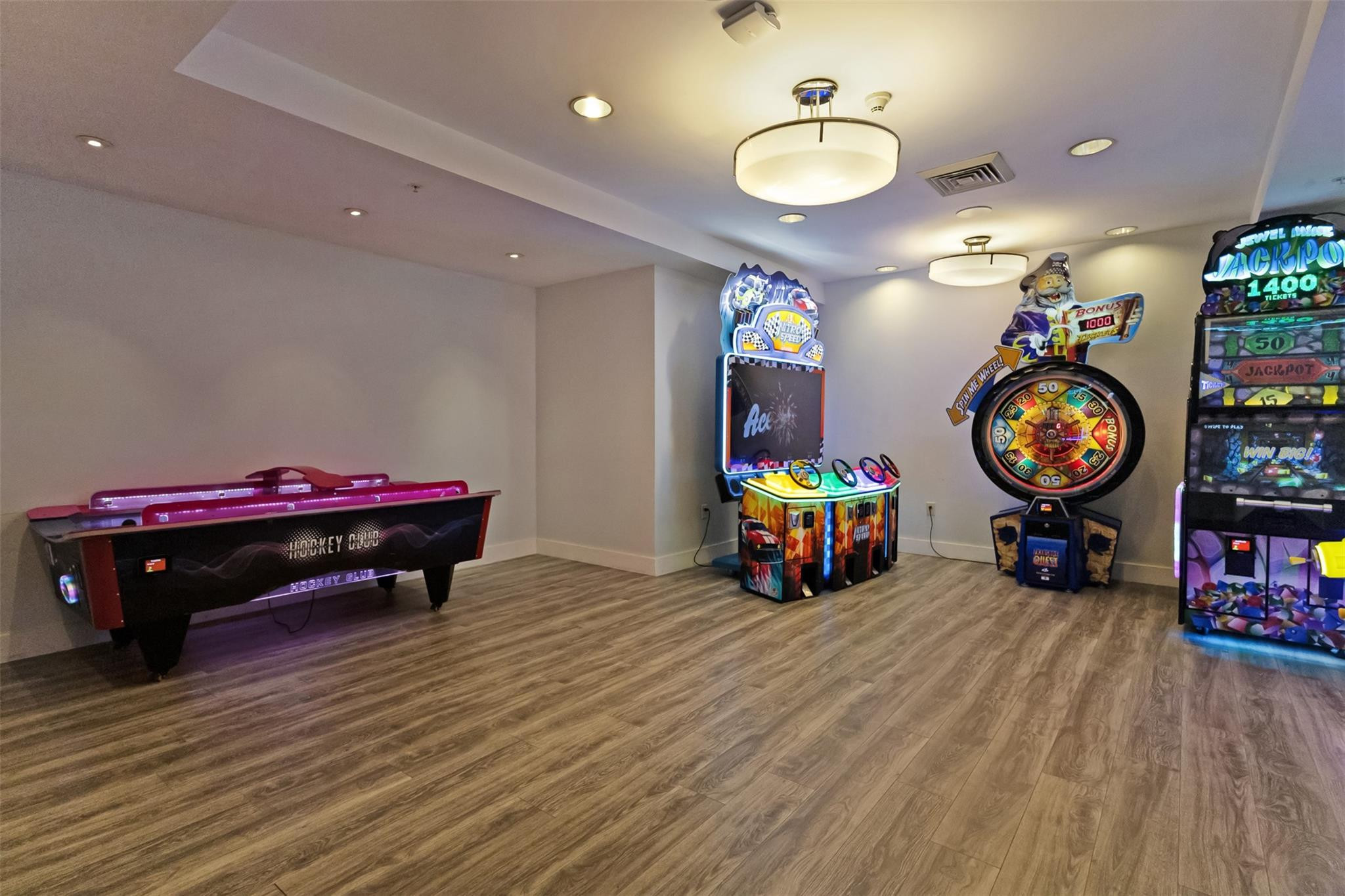 Trump International Beach - Residential