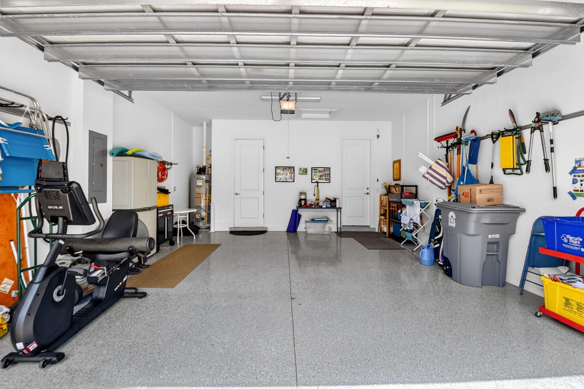 PALM MEADOWS ESTATES - Residential