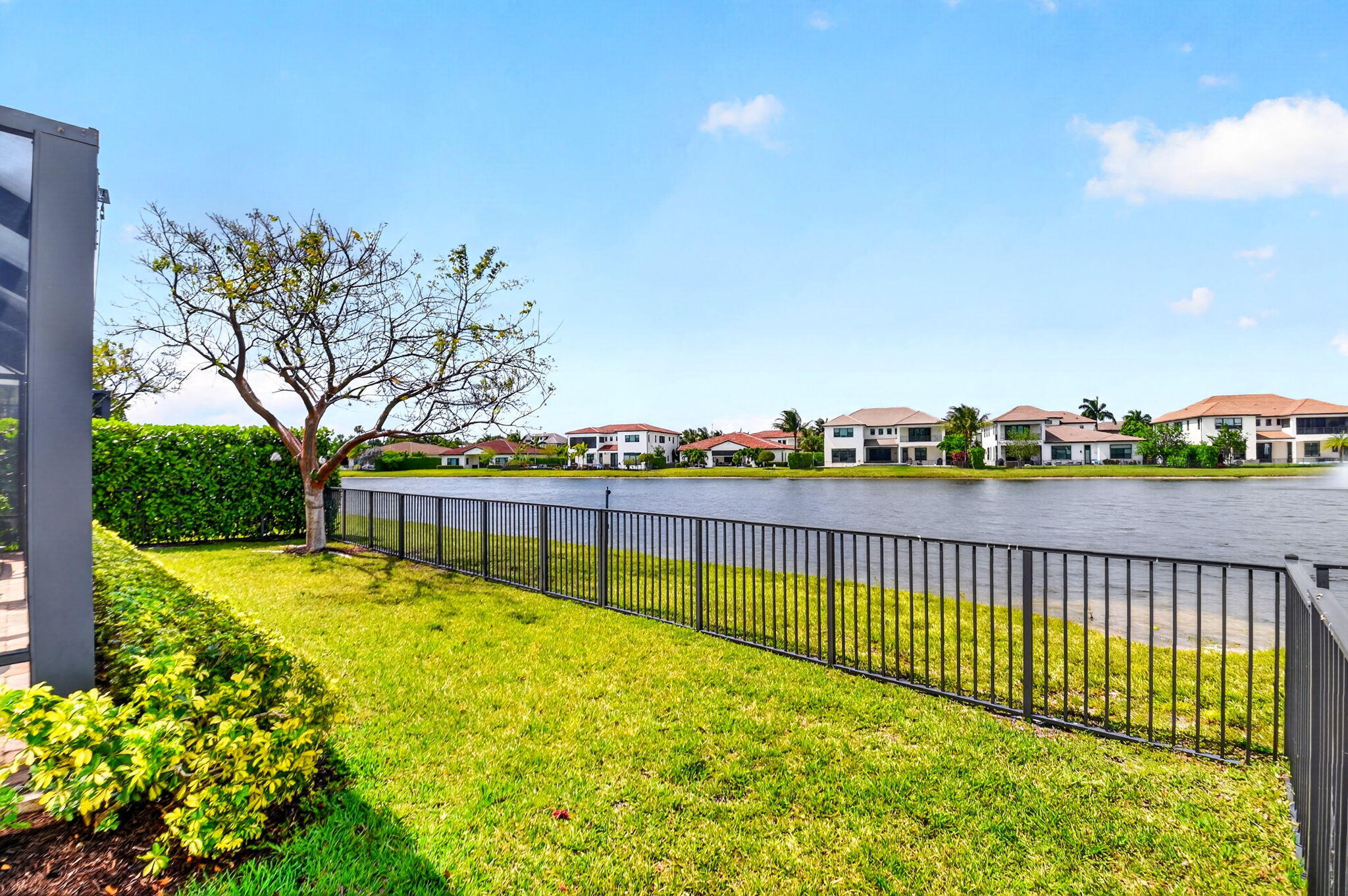 PALM MEADOWS ESTATES - Residential
