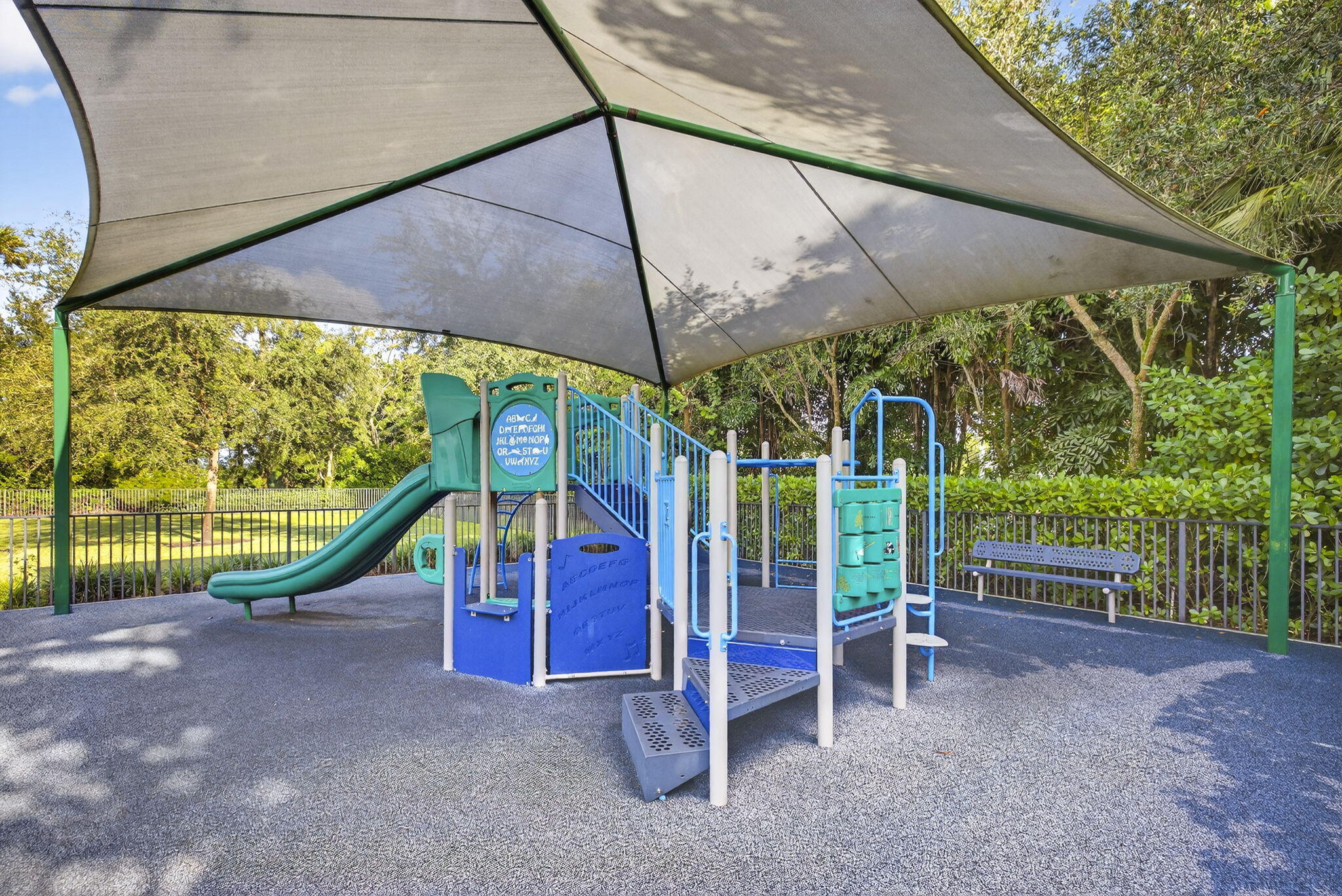 PALM MEADOWS ESTATES - Residential