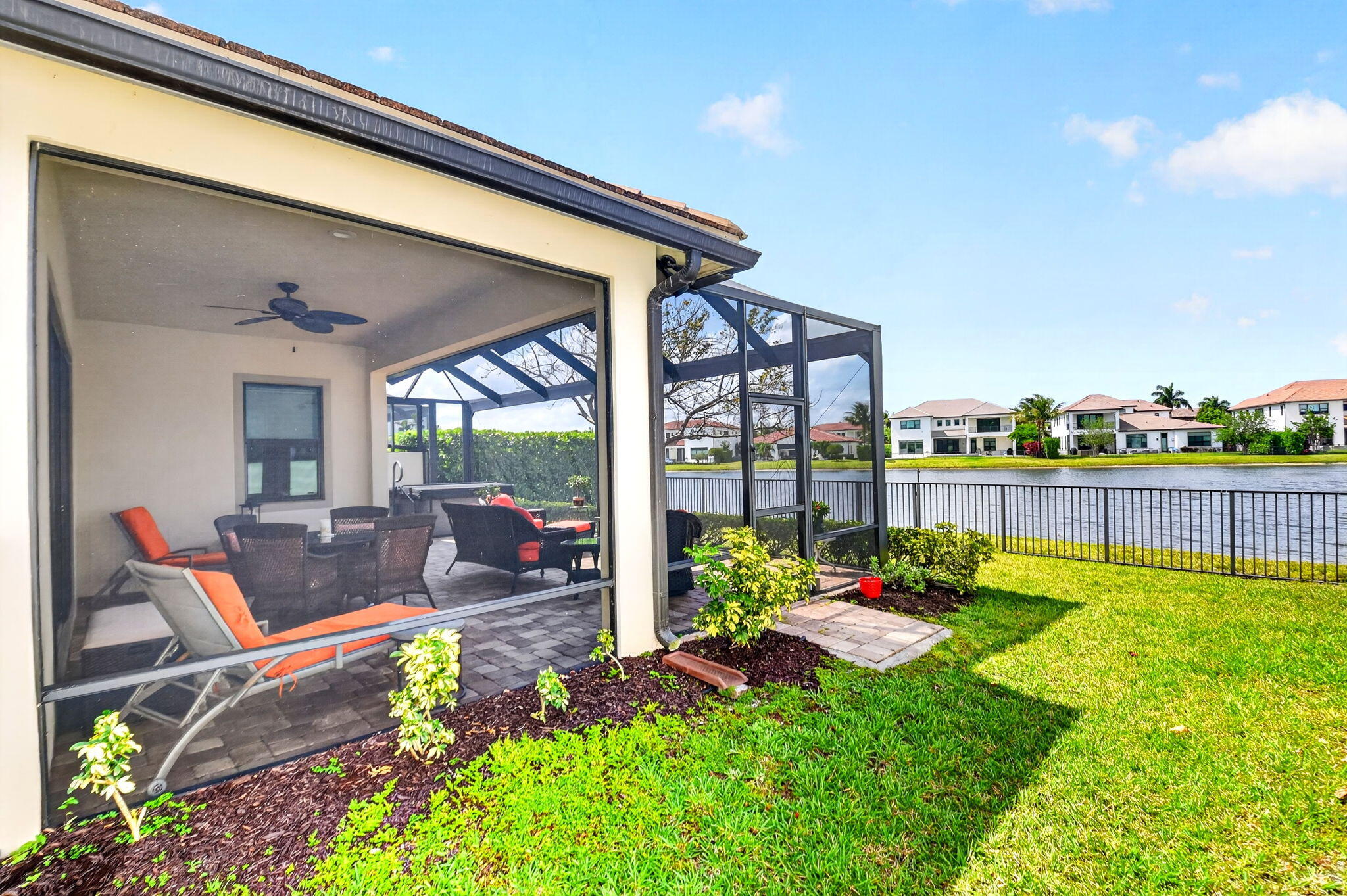 PALM MEADOWS ESTATES - Residential
