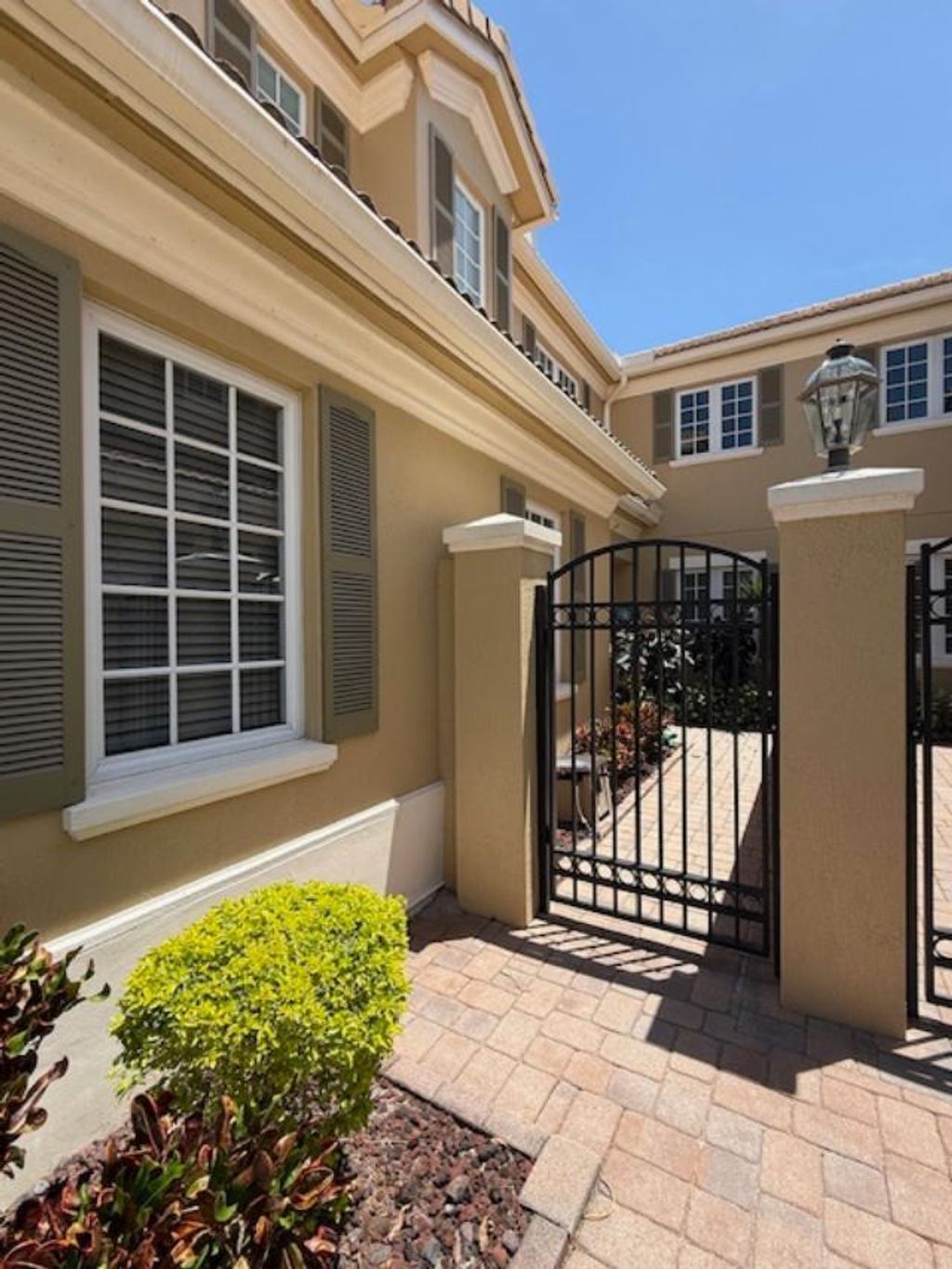 Photo of 4718 Cadiz Circle, Palm Beach Gardens, FL 33418 (MLS # R11089826)