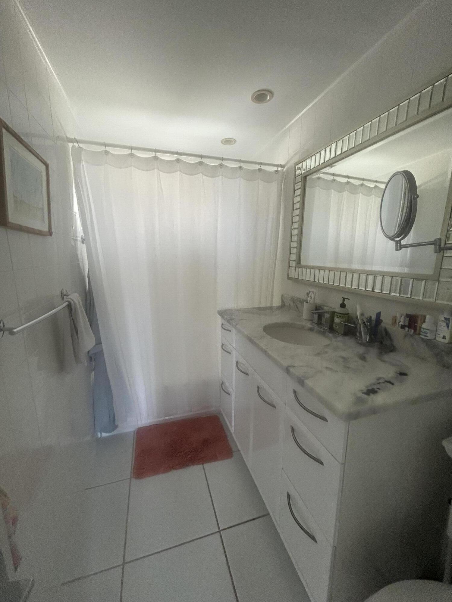 SEA TOWER APTS CO-OP - Residential