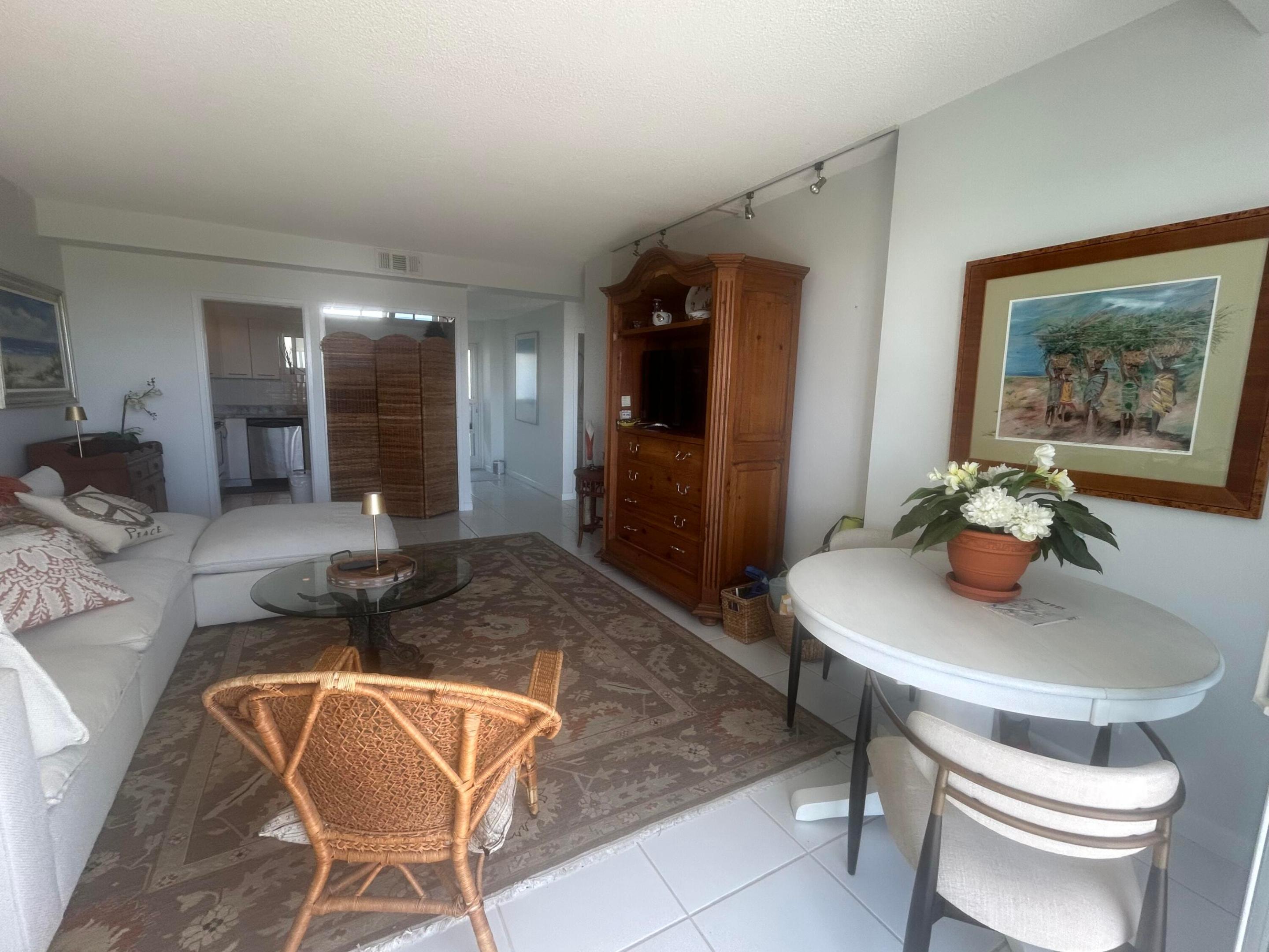 SEA TOWER APTS CO-OP - Residential