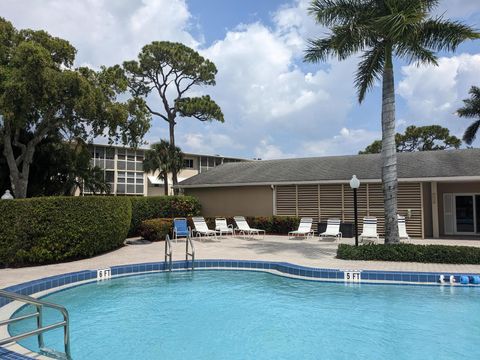 A home in Lake Worth