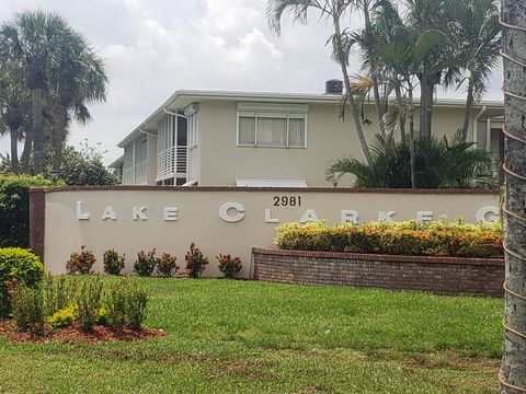 A home in Lake Worth