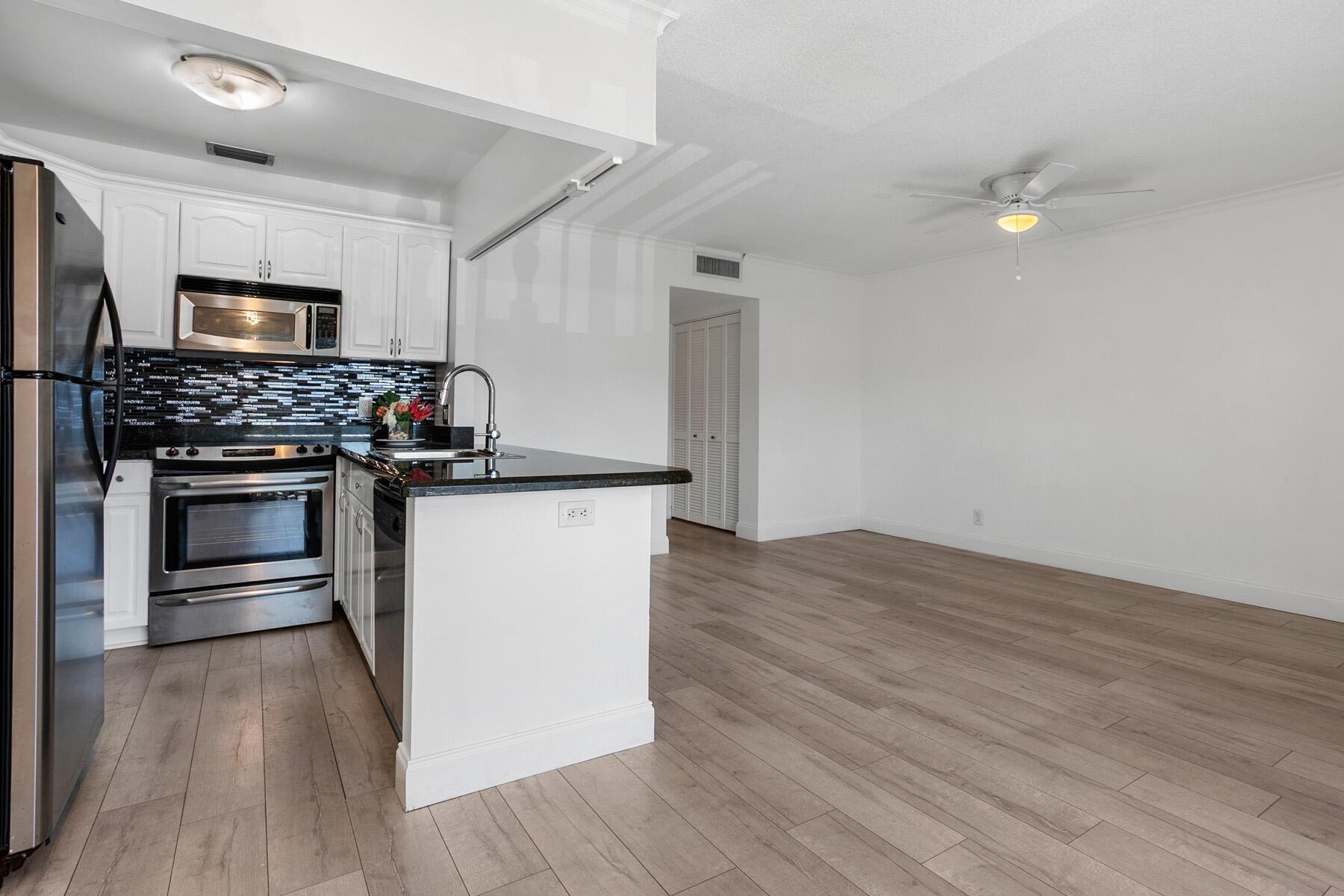 Palm Beach Villas Condo - Residential Lease