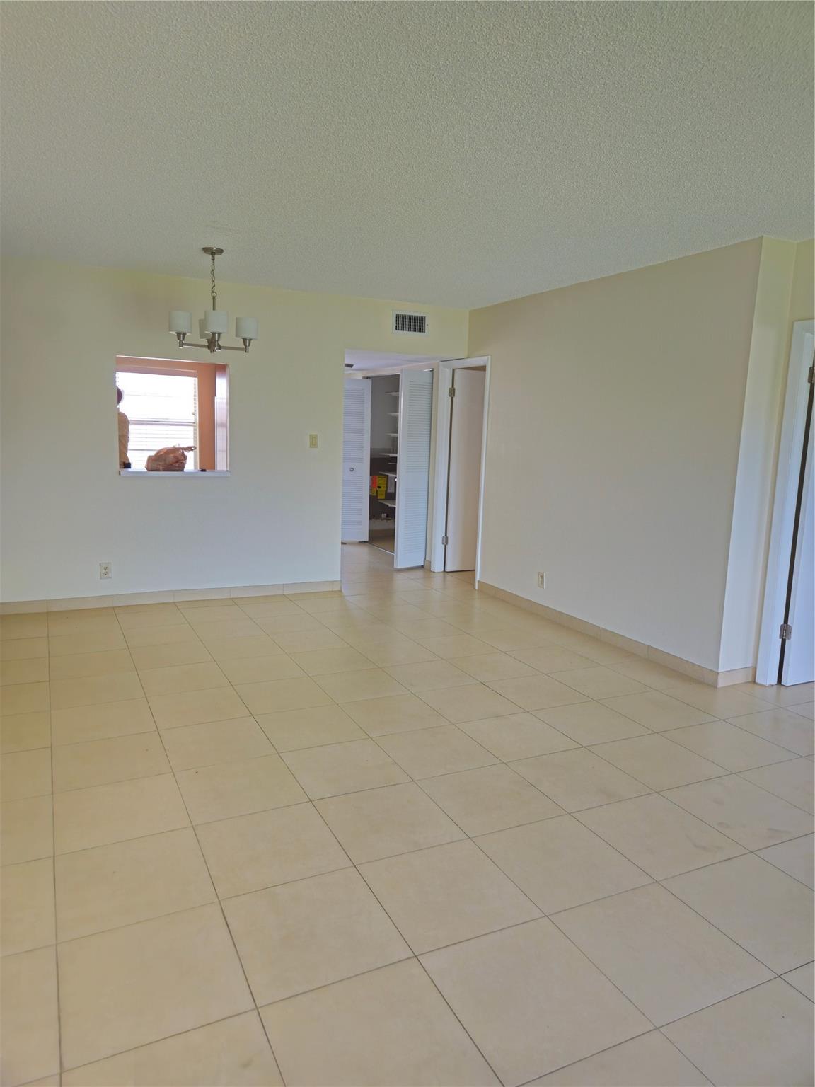 Oriole Gardens 32 - Residential