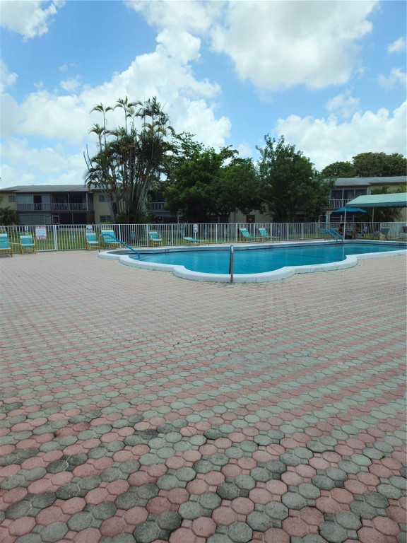 Oriole Gardens 32 - Residential