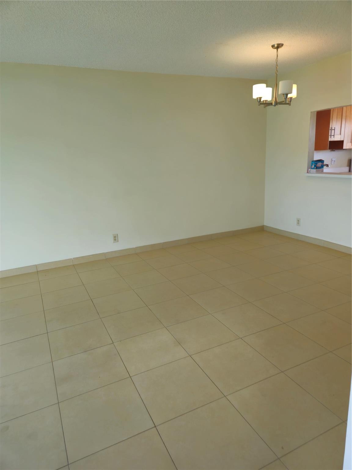 Oriole Gardens 32 - Residential