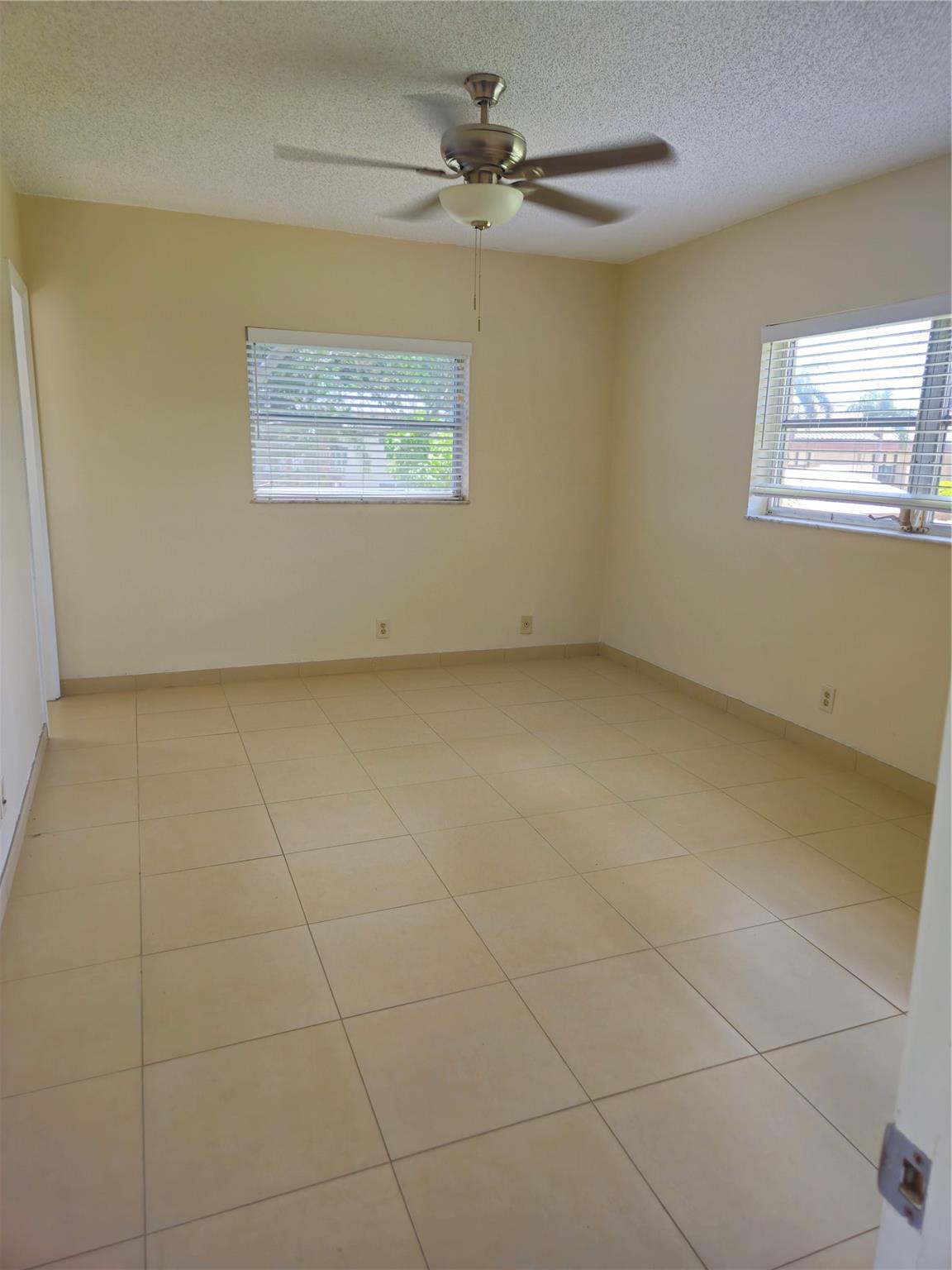 Oriole Gardens 32 - Residential