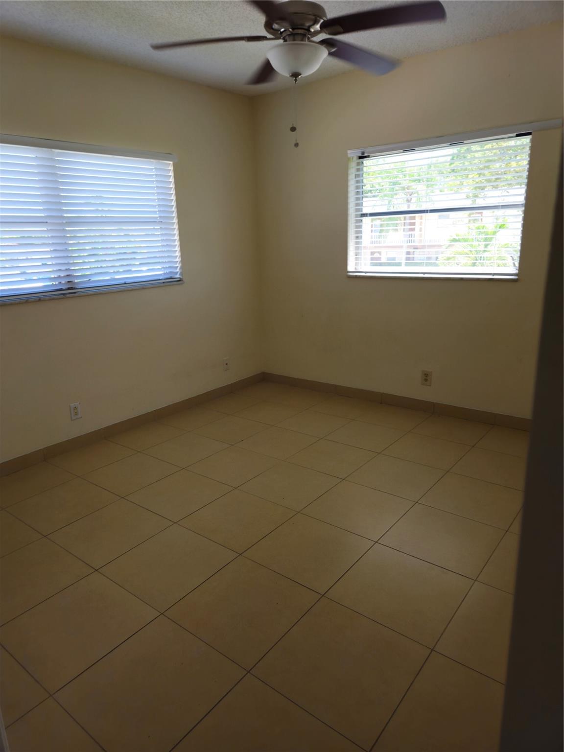 Oriole Gardens 32 - Residential