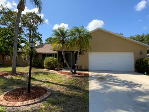 A home in Port St Lucie