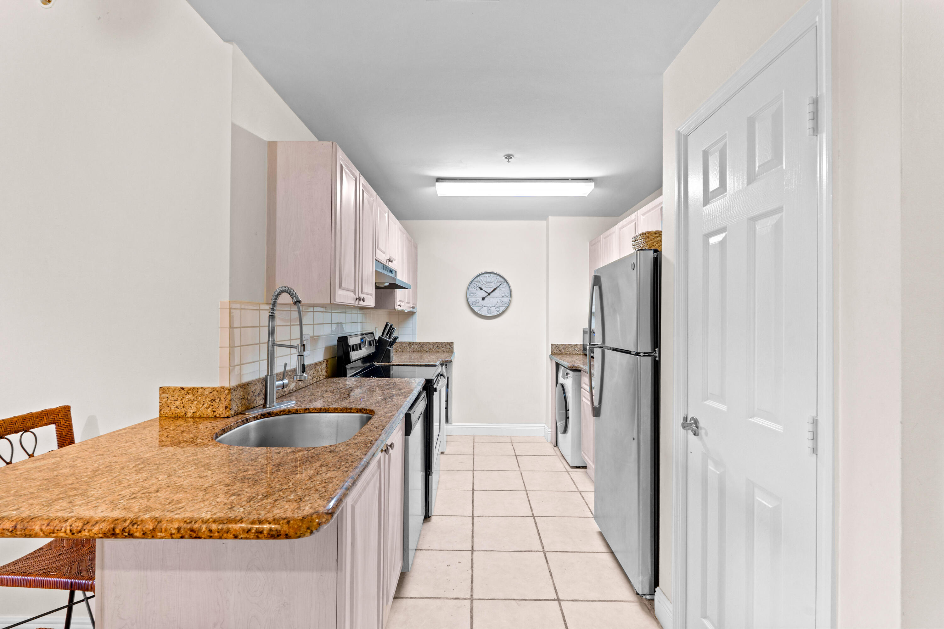Properties 2080 Greenview Shores Boulevard 414