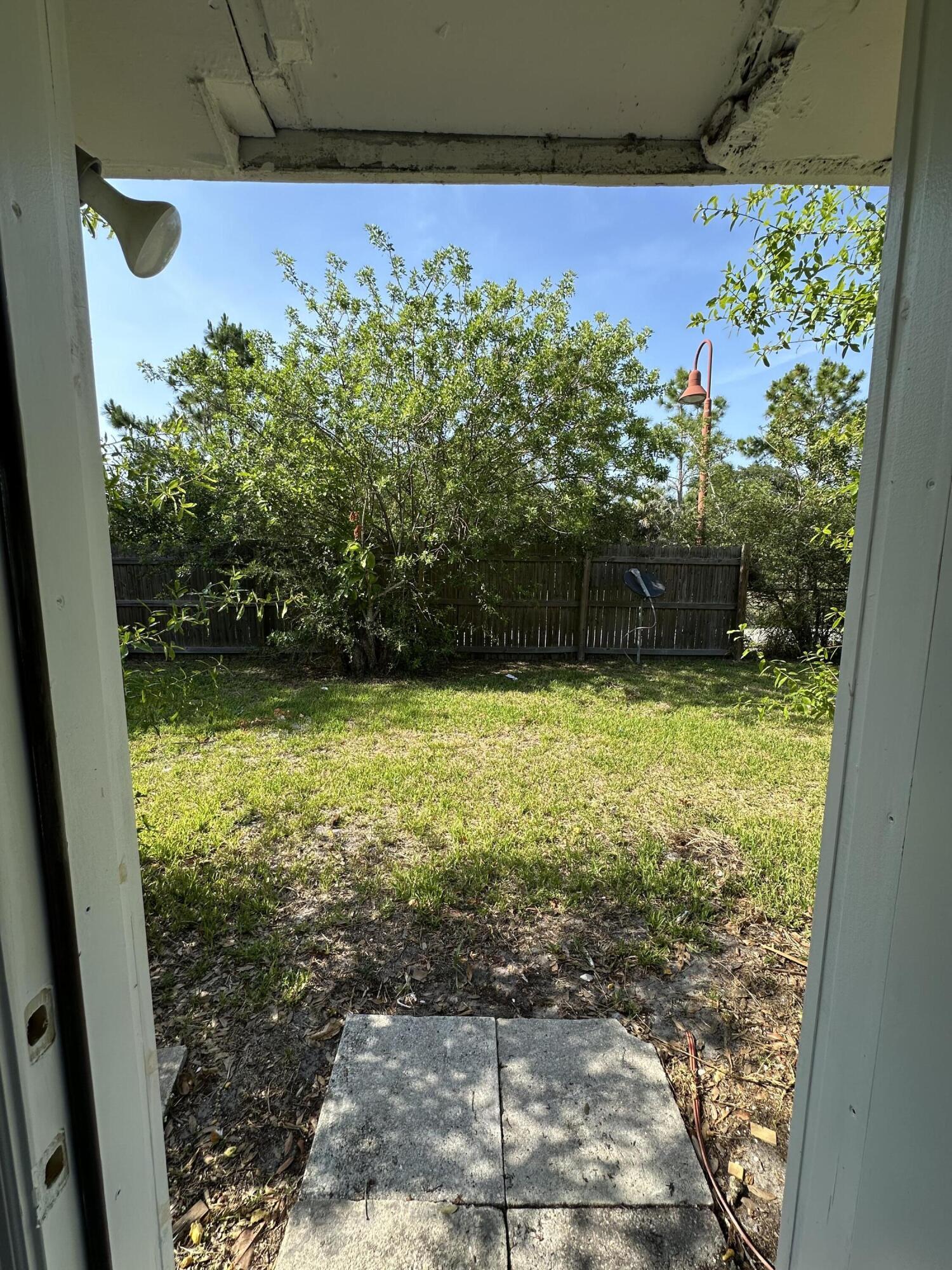 M E GOLDSMITH'S SUBDIVISION - Residential Lease