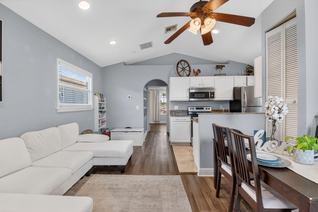 Photo of 4334 Cambridge Street, Lake Worth Beach, FL 33461 (MLS # B26020394)