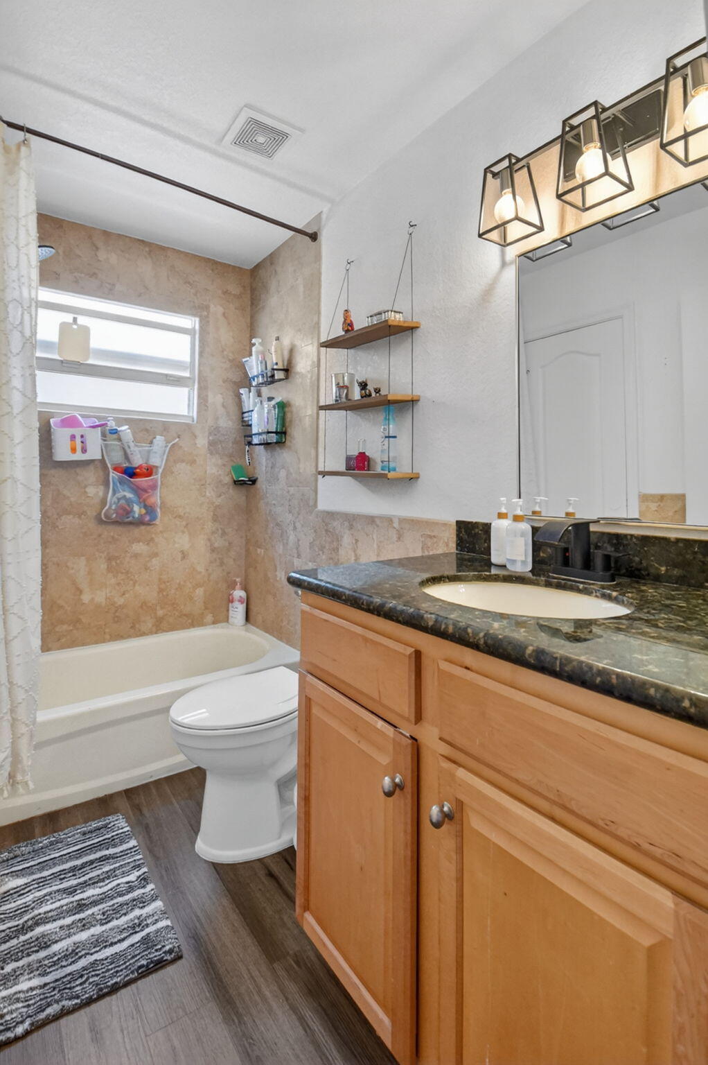 KENWOOD - Residential