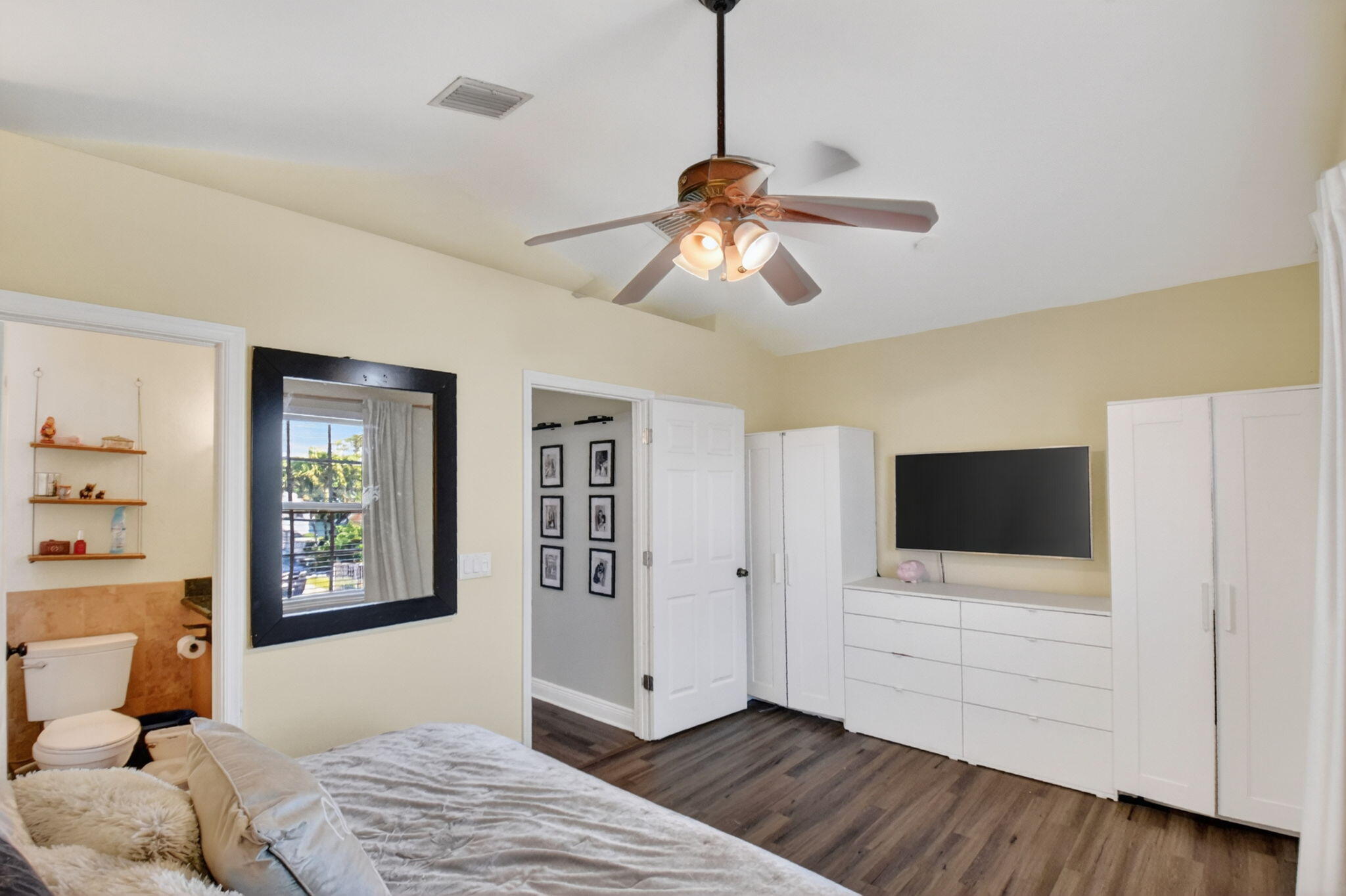 KENWOOD - Residential