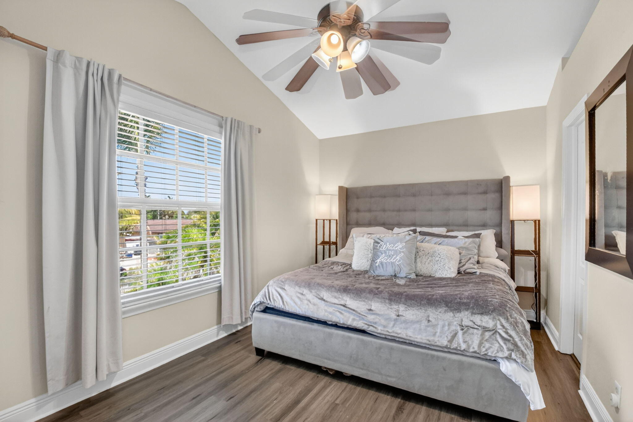 KENWOOD - Residential