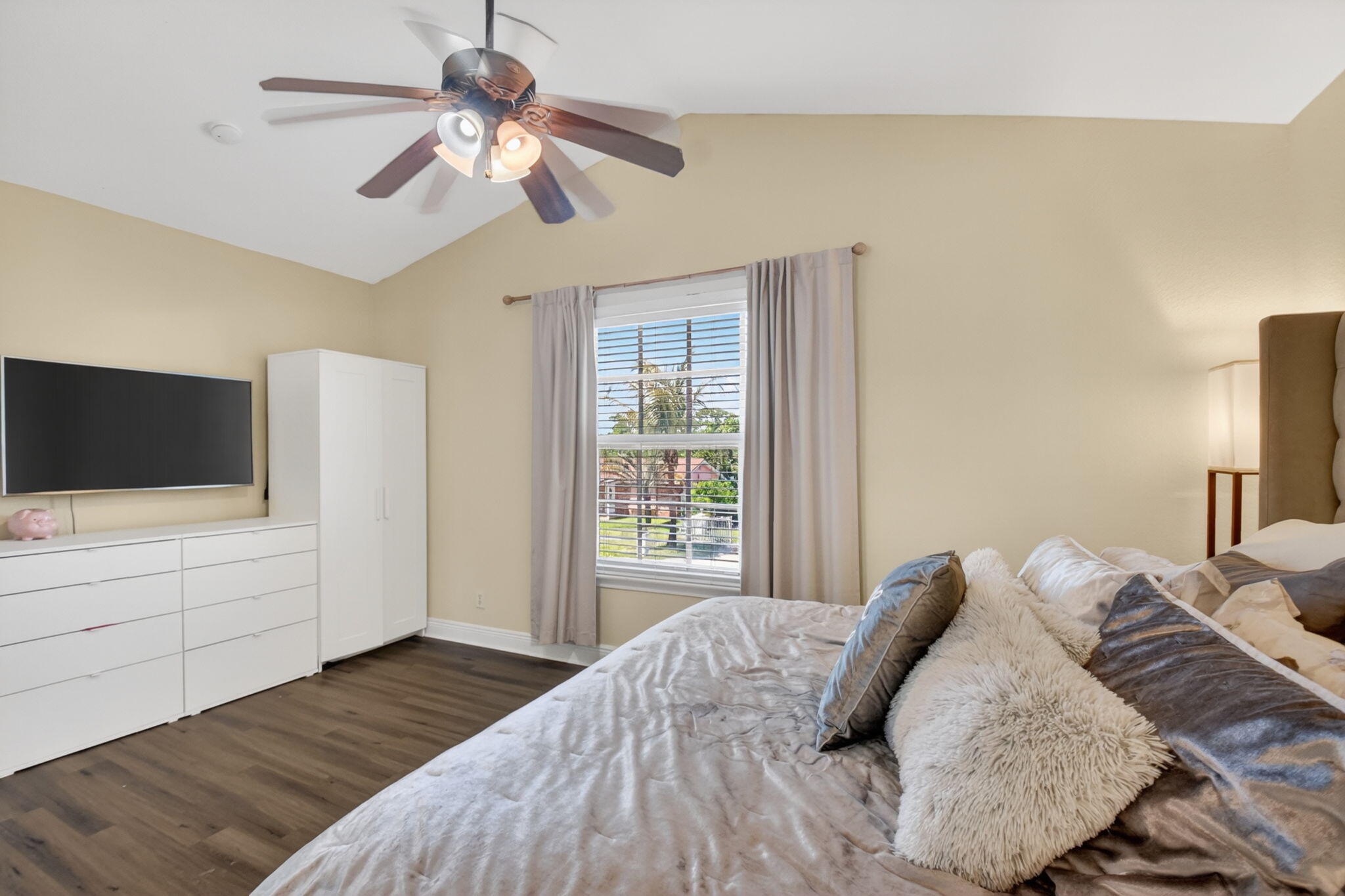 KENWOOD - Residential