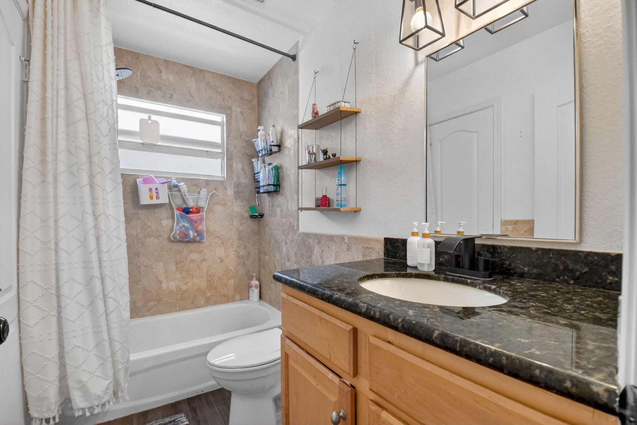 KENWOOD - Residential